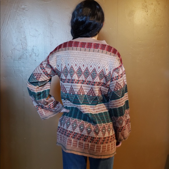 Vintage Geometric Sweater - Picture 6 of 6